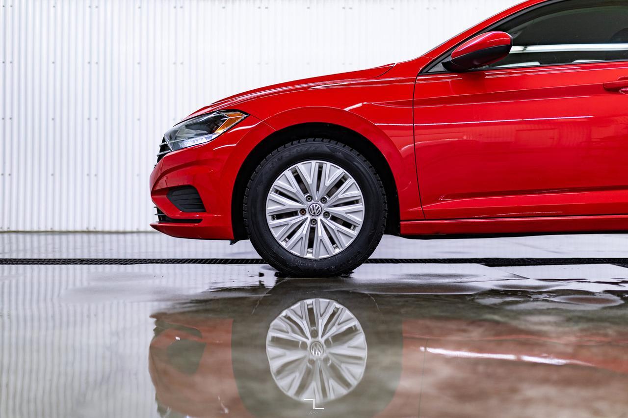 2019 Volkswagen Jetta Comfortline Manual BCam Red Deer AB
