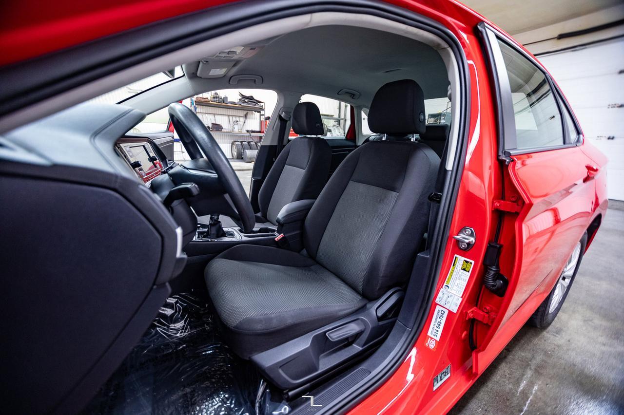2019 Volkswagen Jetta Comfortline Manual BCam Red Deer AB