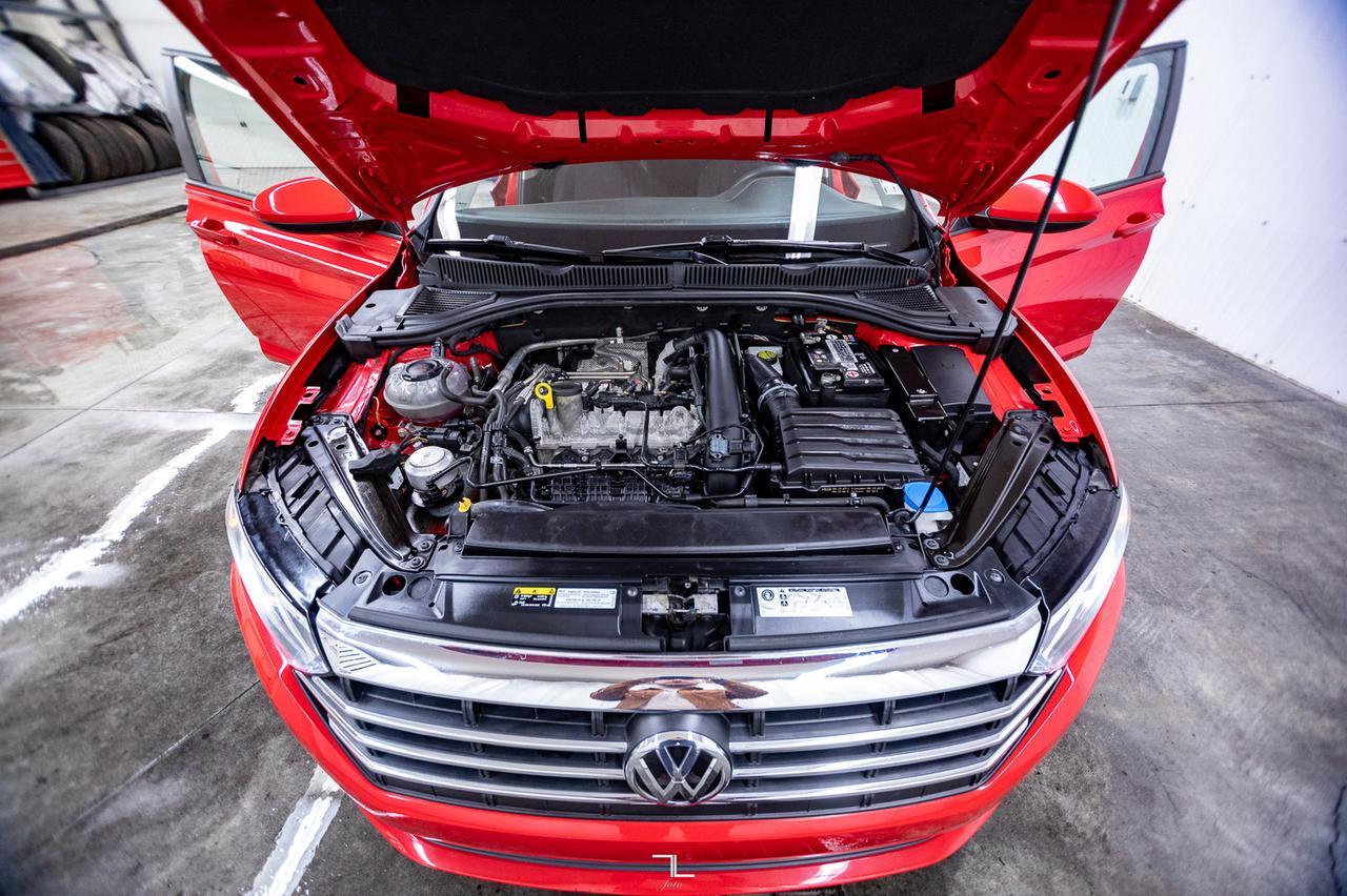 2019 Volkswagen Jetta Comfortline Manual BCam Red Deer AB