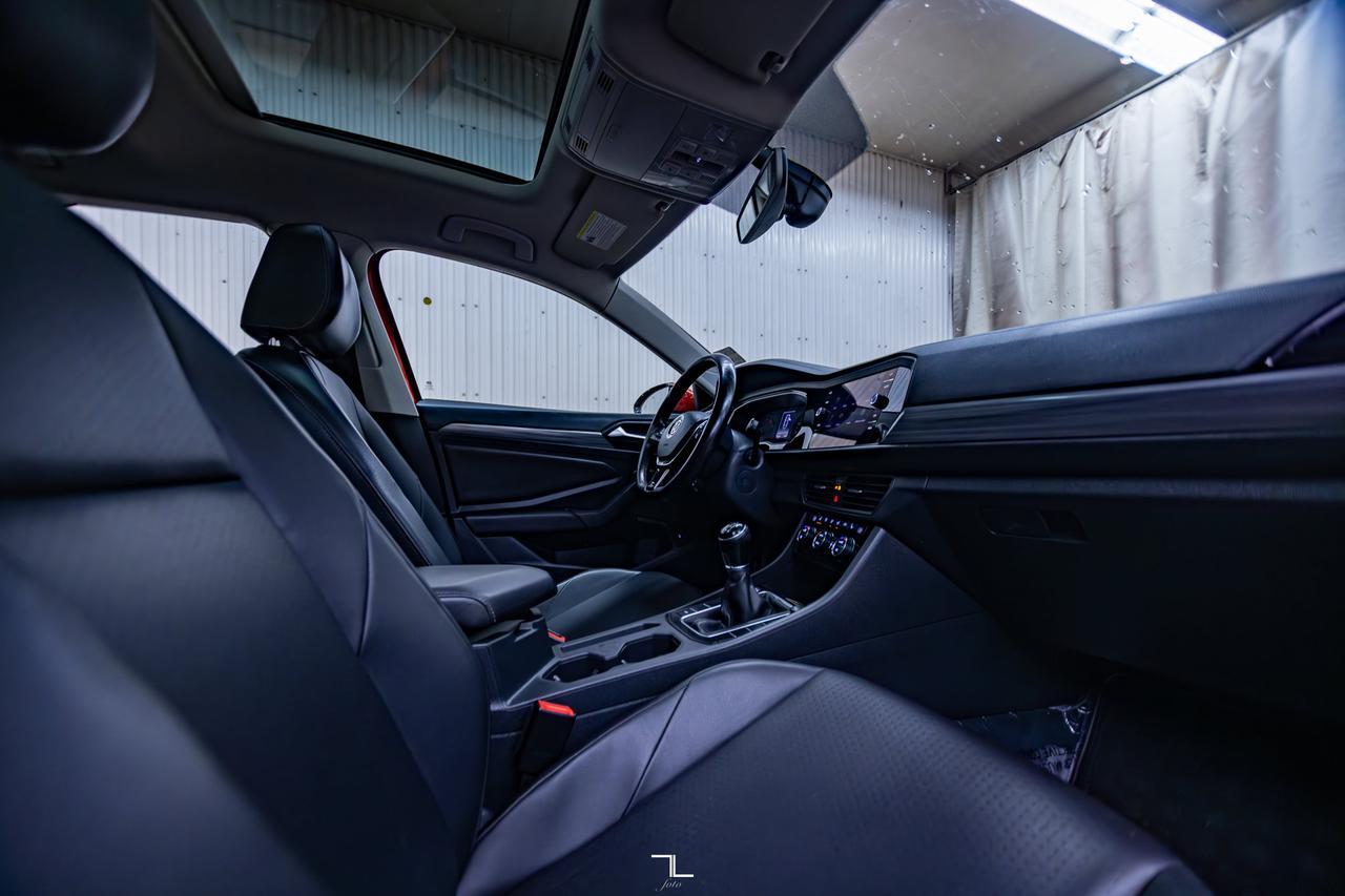 2019 Volkswagen Jetta Highline Leather Roof BCam Manual Red Deer AB