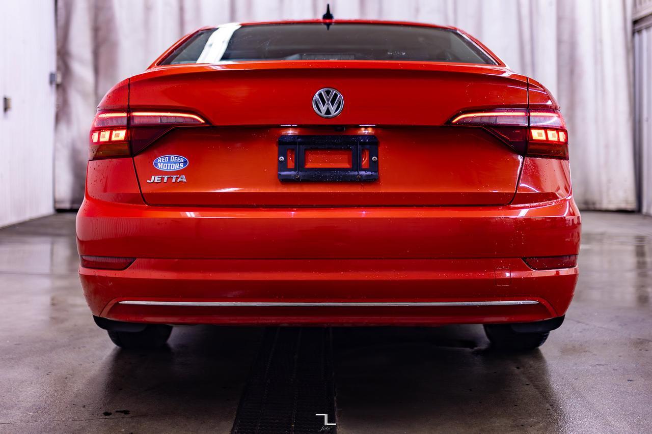 2019 Volkswagen Jetta Highline Leather Roof BCam Manual Red Deer AB