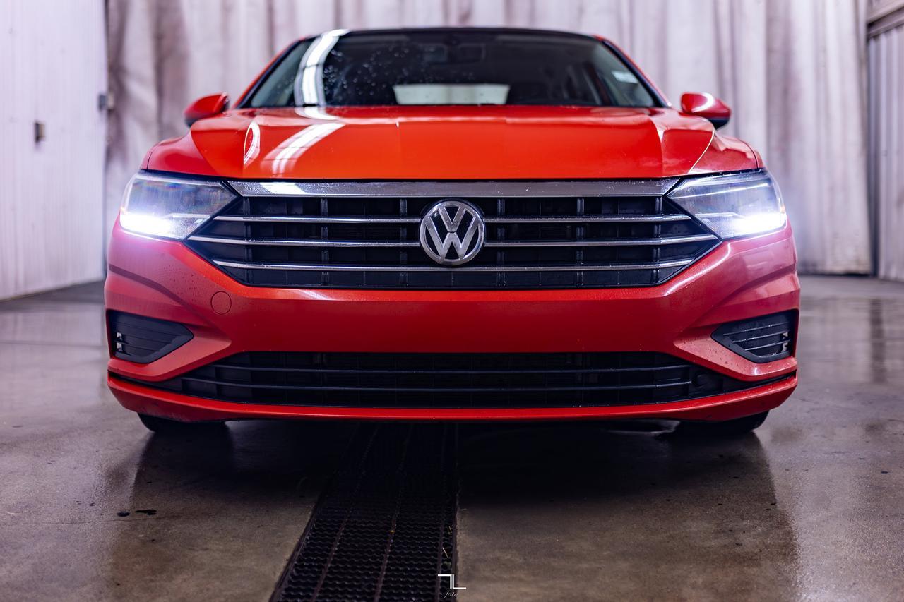 2019 Volkswagen Jetta Highline Leather Roof BCam Manual Red Deer AB