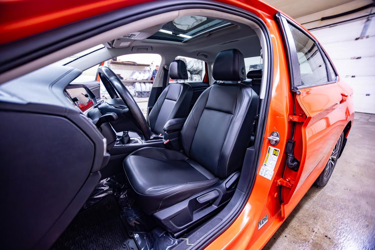 2019 Volkswagen Jetta Highline Leather Roof BCam Manual Red Deer AB