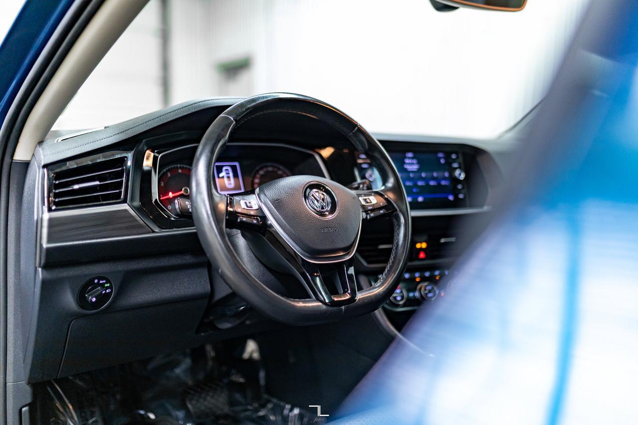 2019 Volkswagen Jetta Highline Leather Roof BCam Red Deer AB