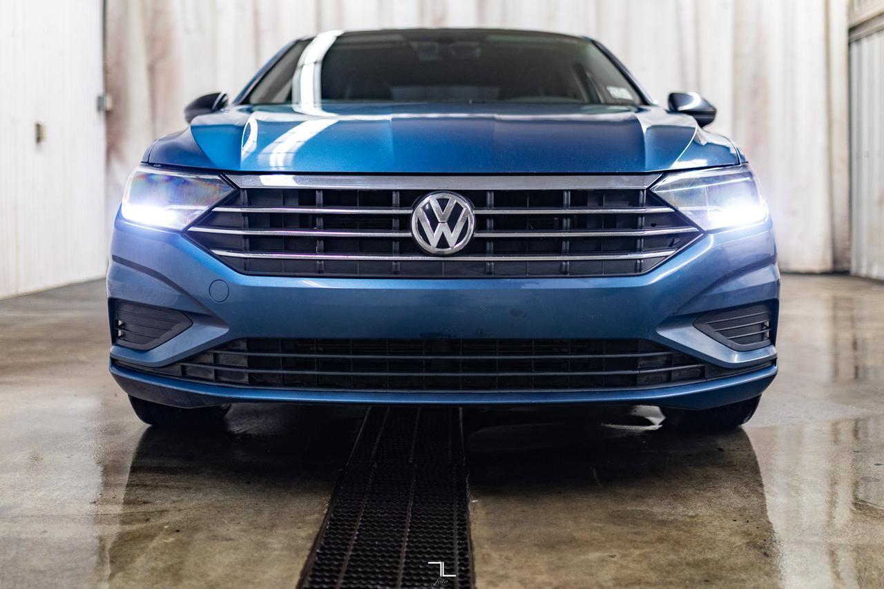 2019 Volkswagen Jetta Highline Leather Roof BCam Red Deer AB