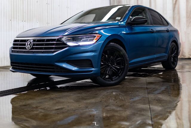 2019 Volkswagen Jetta Highline Leather Roof BCam Red Deer AB