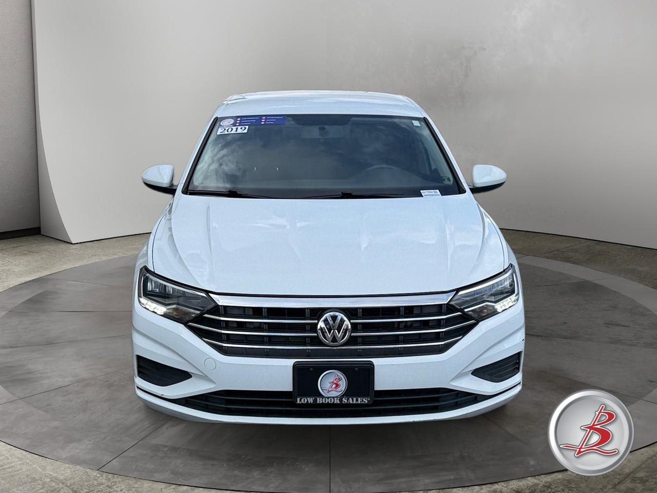 2019 Volkswagen Jetta R-Line