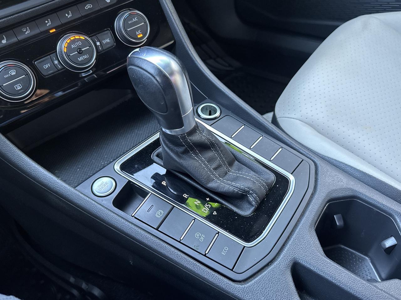 2019 Volkswagen Jetta R-Line San Antonio TX