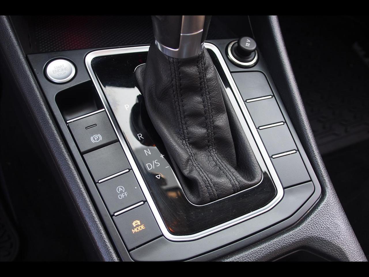 2019 Volkswagen Jetta SEL Premium
