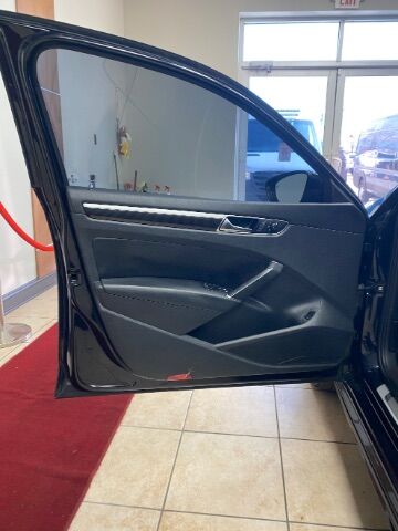 2019 Volkswagen Passat 2.0T SE R-Line Charlotte NC