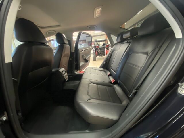 2019 Volkswagen Passat 2.0T SE R-Line Charlotte NC