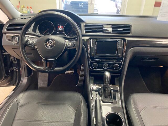 2019 Volkswagen Passat 2.0T SE R-Line Charlotte NC