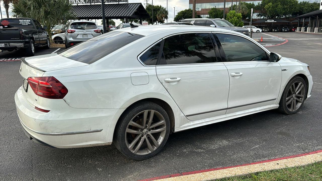 2019 Volkswagen Passat 2.0T SE R-Line