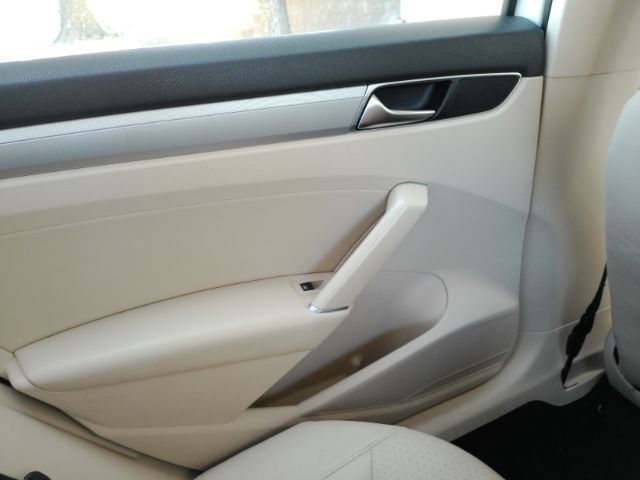 2019 Volkswagen Passat 2.0T Wolfsburg Edition Plano TX