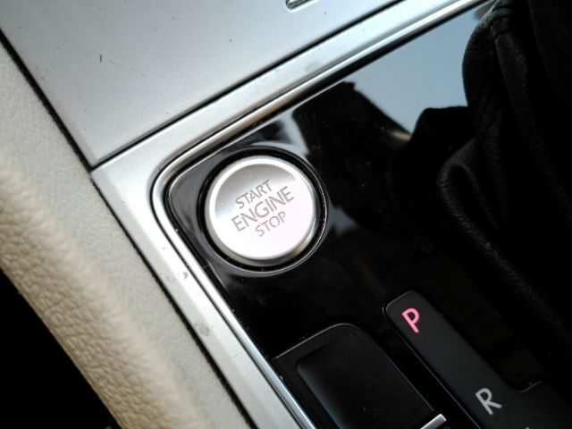 2019 Volkswagen Passat 2.0T Wolfsburg Edition Plano TX