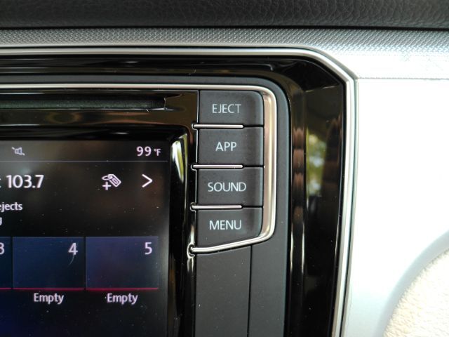 2019 Volkswagen Passat 2.0T Wolfsburg Edition Plano TX