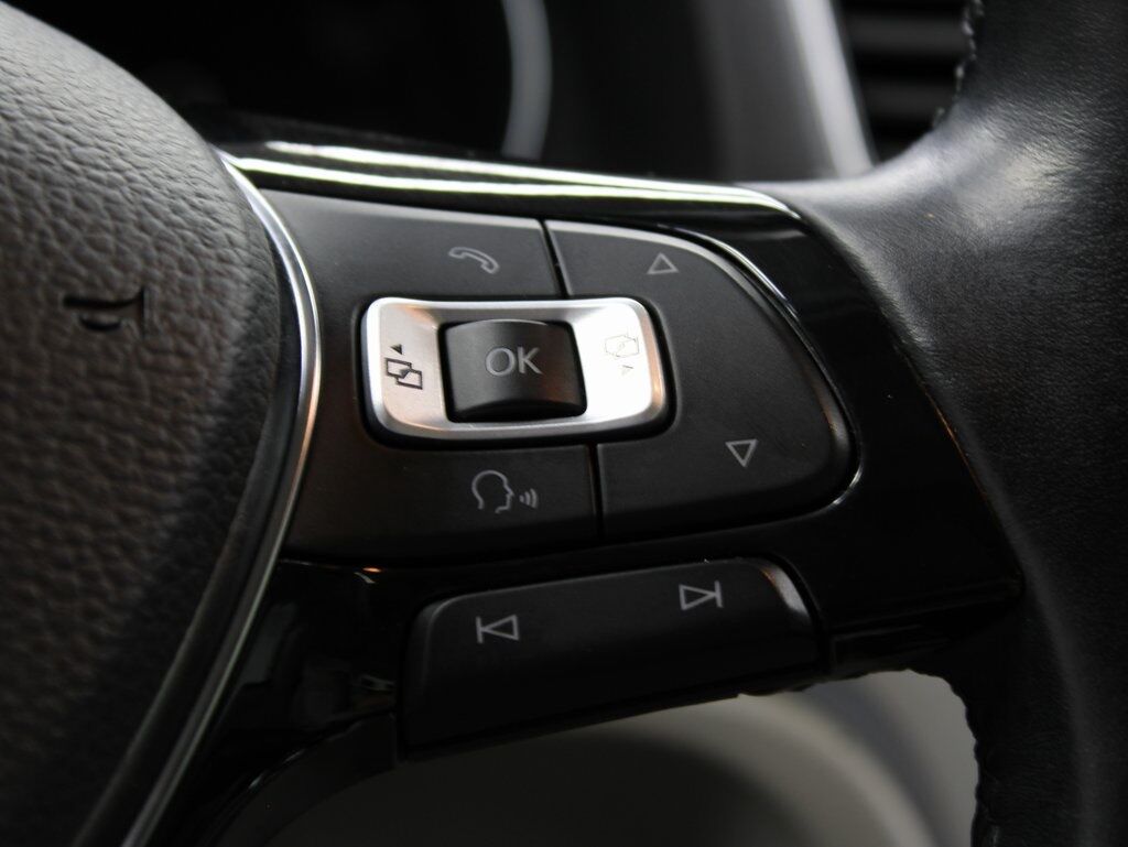 2019 Volkswagen Passat Wolfsburg FWD Fond du Lac WI