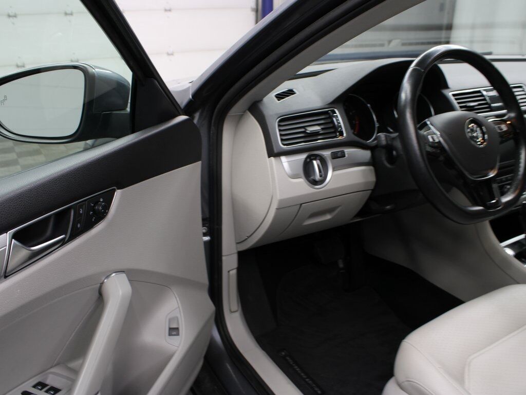 2019 Volkswagen Passat Wolfsburg FWD Fond du Lac WI