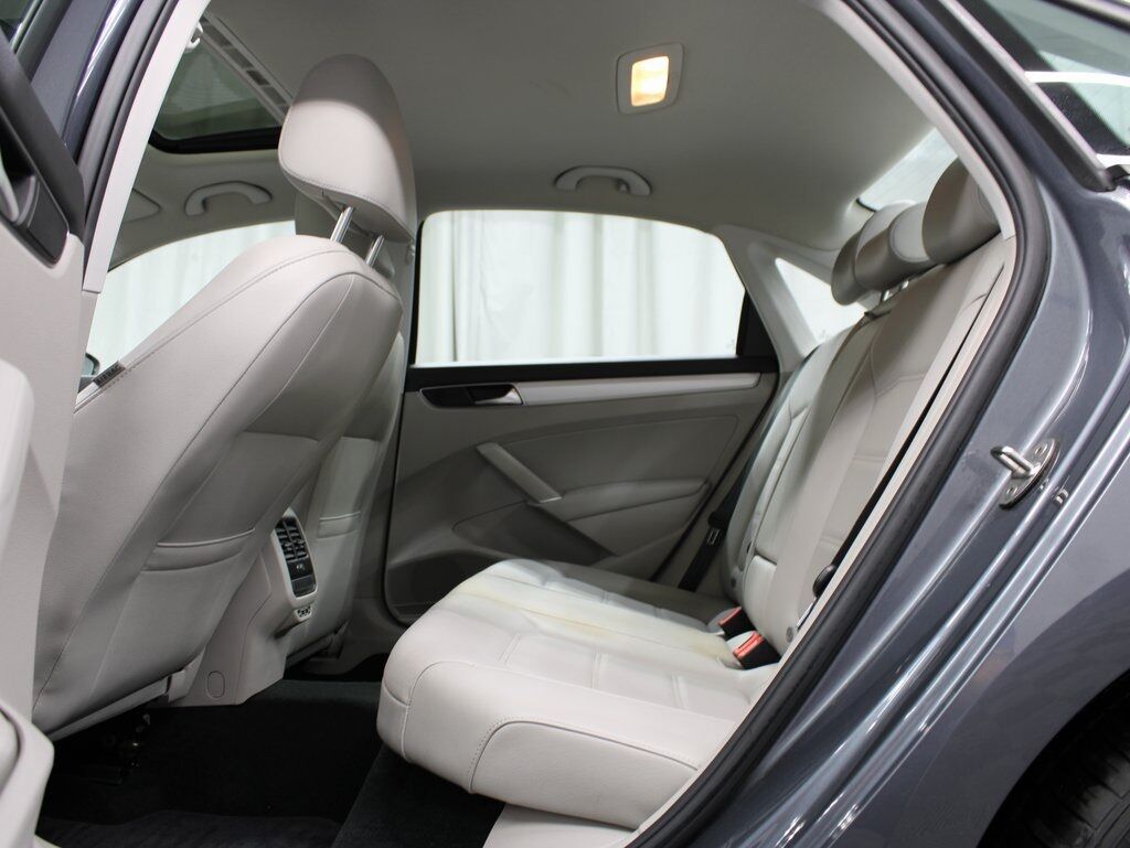 2019 Volkswagen Passat Wolfsburg FWD Fond du Lac WI