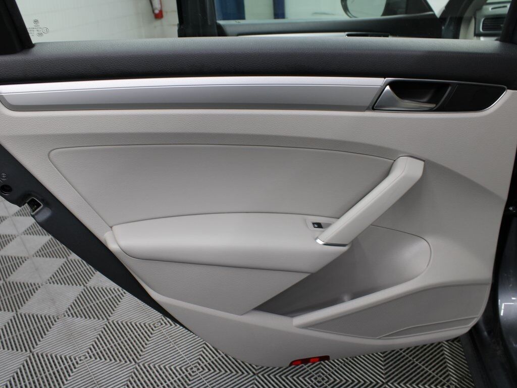 2019 Volkswagen Passat Wolfsburg FWD Fond du Lac WI