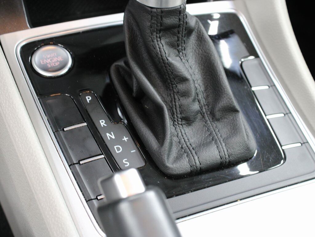 2019 Volkswagen Passat Wolfsburg FWD Fond du Lac WI