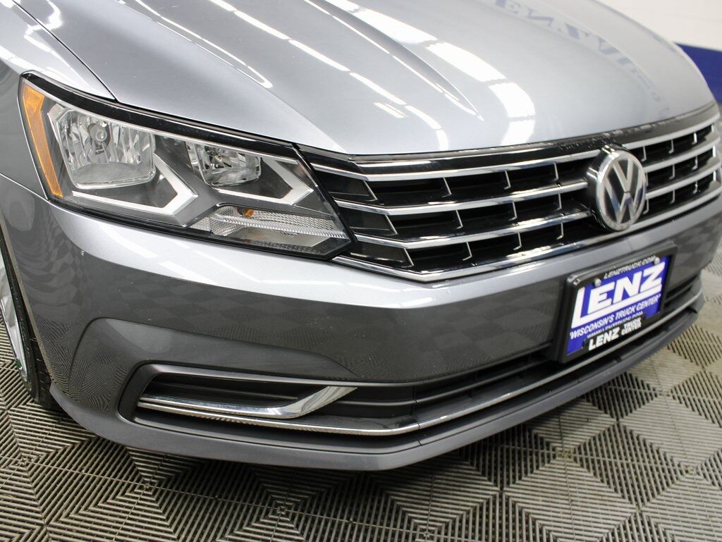 2019 Volkswagen Passat Wolfsburg FWD Fond du Lac WI
