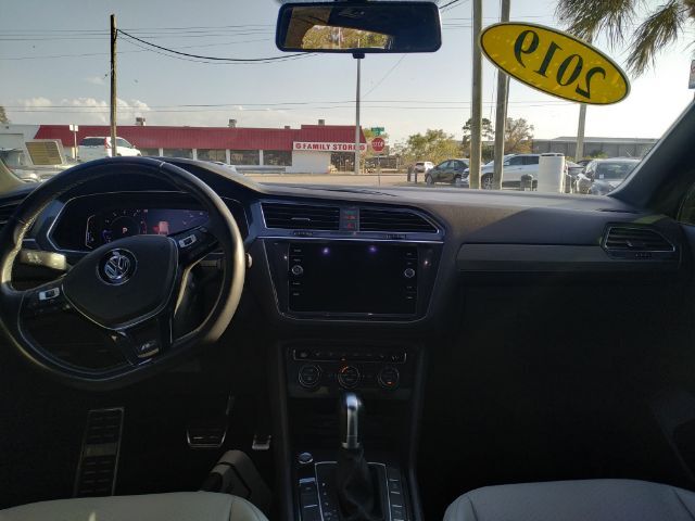 2019 Volkswagen Tiguan 2.0T SE | 2.0T SEL | 2.0T SEL R-Line | 2.0T SEL R-Line Black Sarasota FL