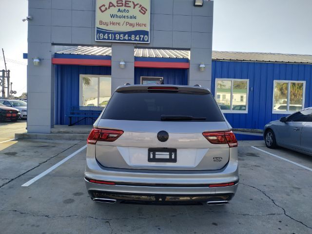 2019 Volkswagen Tiguan 2.0T SE | 2.0T SEL | 2.0T SEL R-Line | 2.0T SEL R-Line Black Sarasota FL
