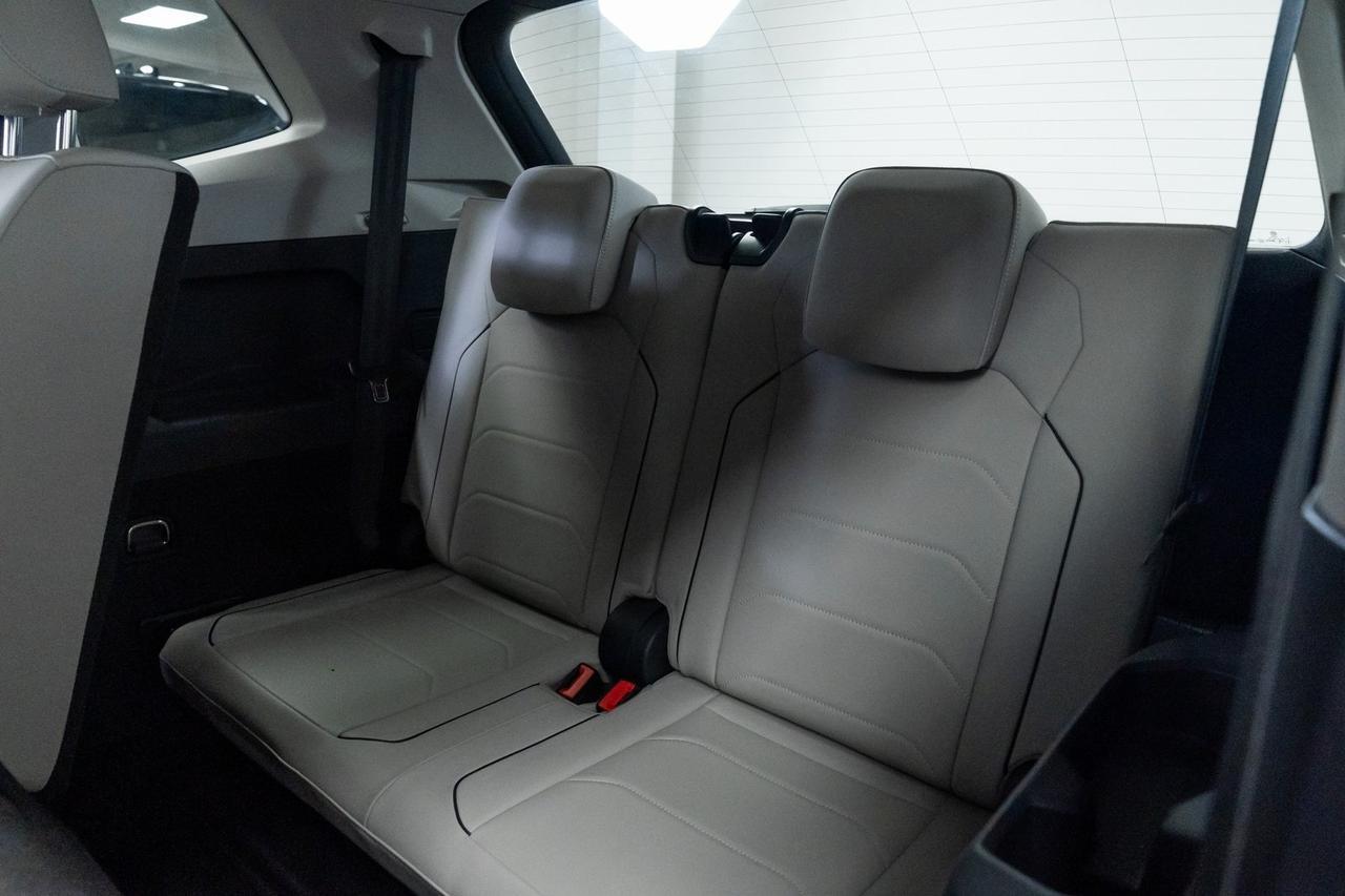 2019 Volkswagen Tiguan 2.0T SEL Premium Heated Seats Fender Audio Panoramic Moonroof Portland OR