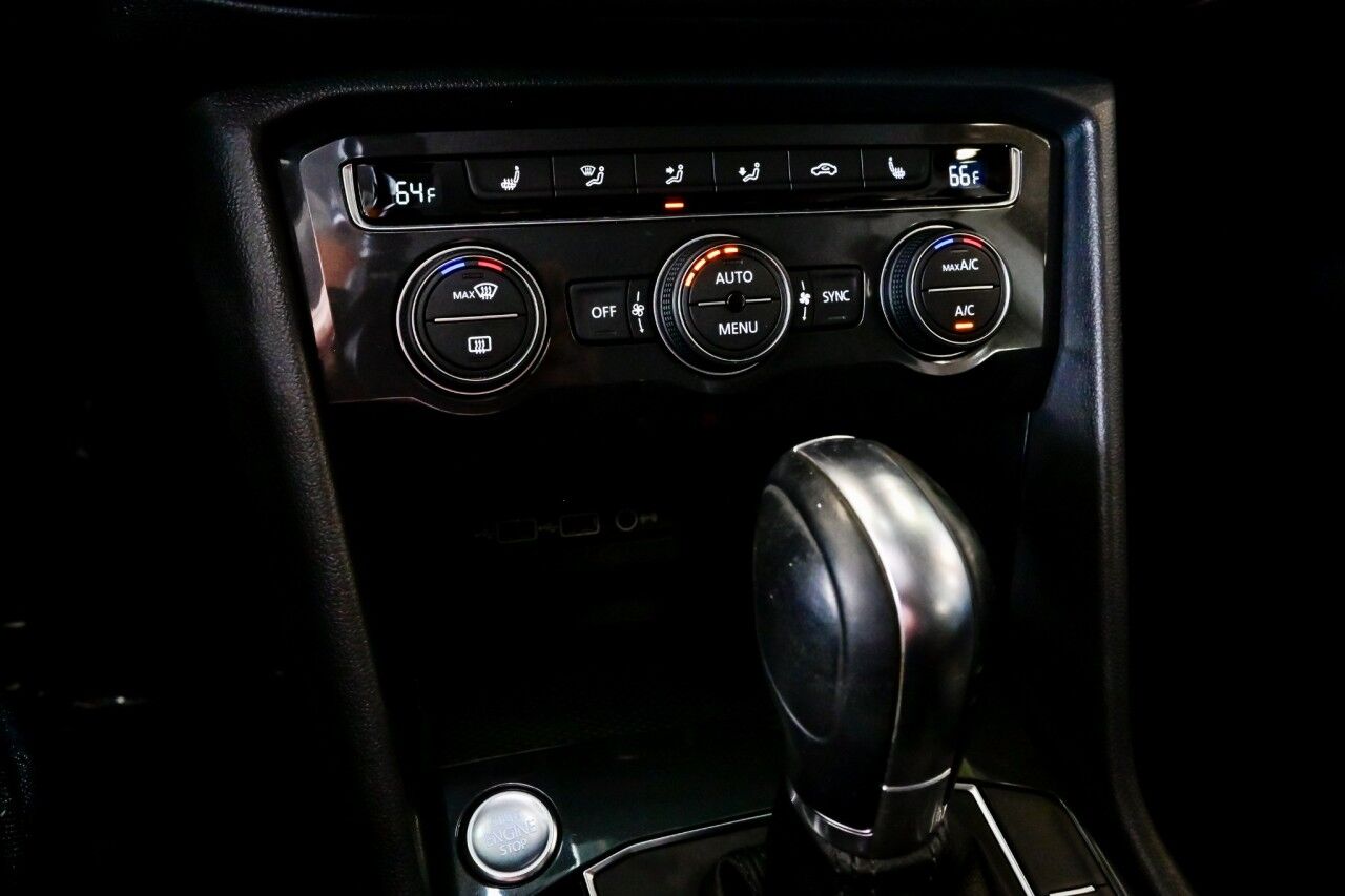 2019 Volkswagen Tiguan SE photo 34