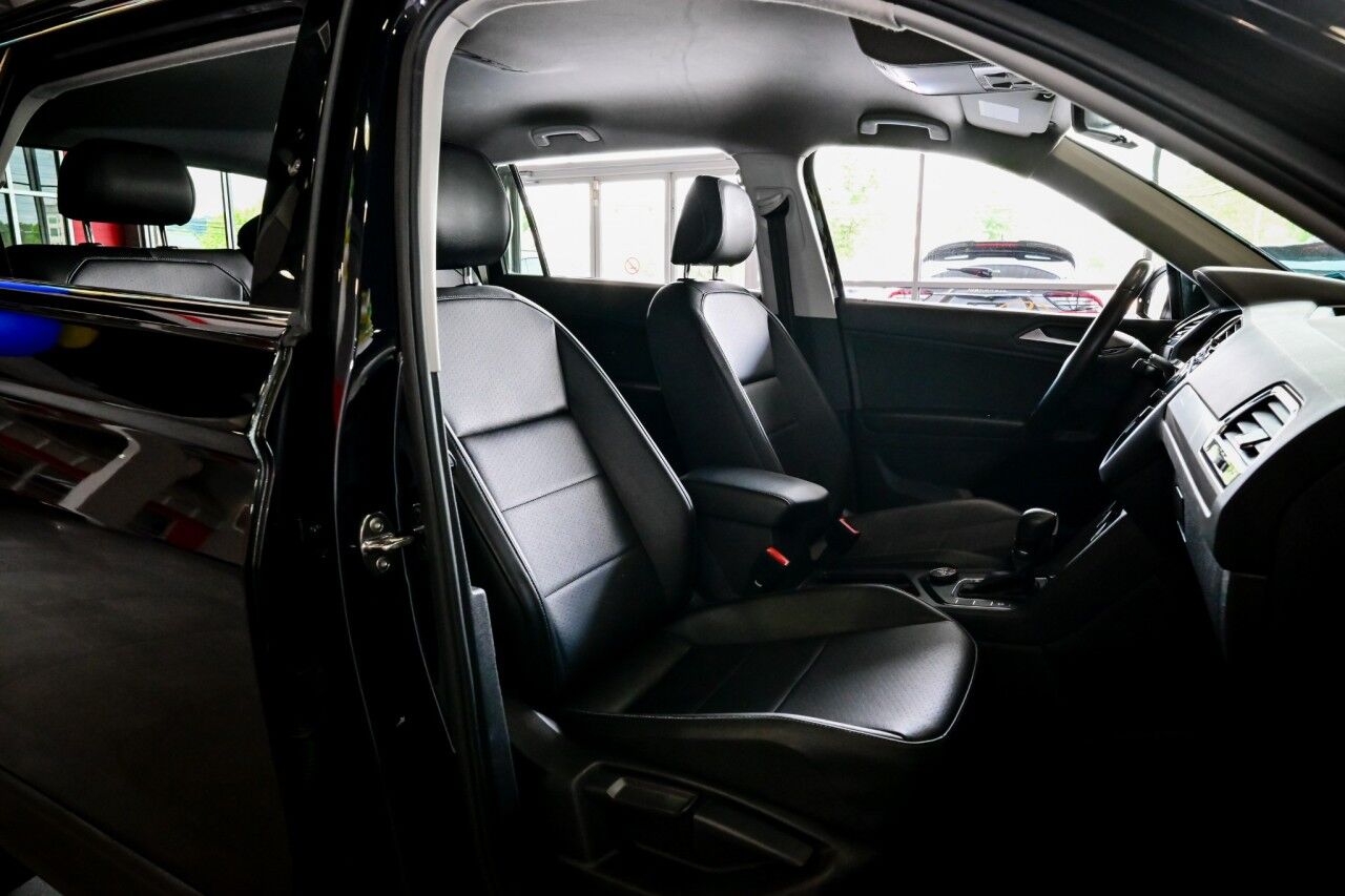 2019 Volkswagen Tiguan SE photo 25