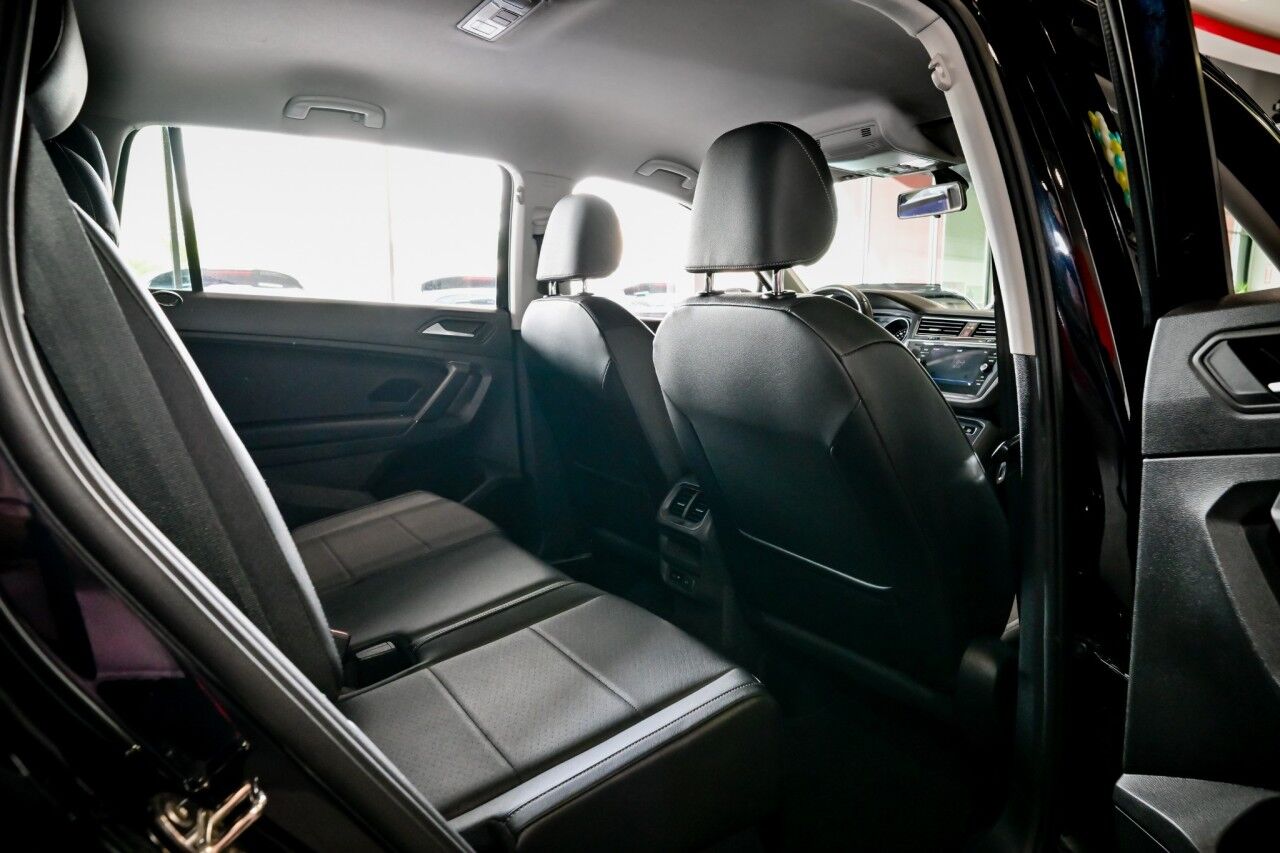 2019 Volkswagen Tiguan SE photo 21