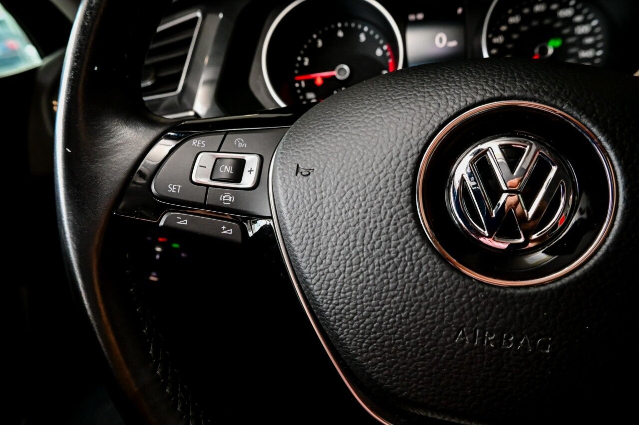 2019 Volkswagen Tiguan SE photo 30