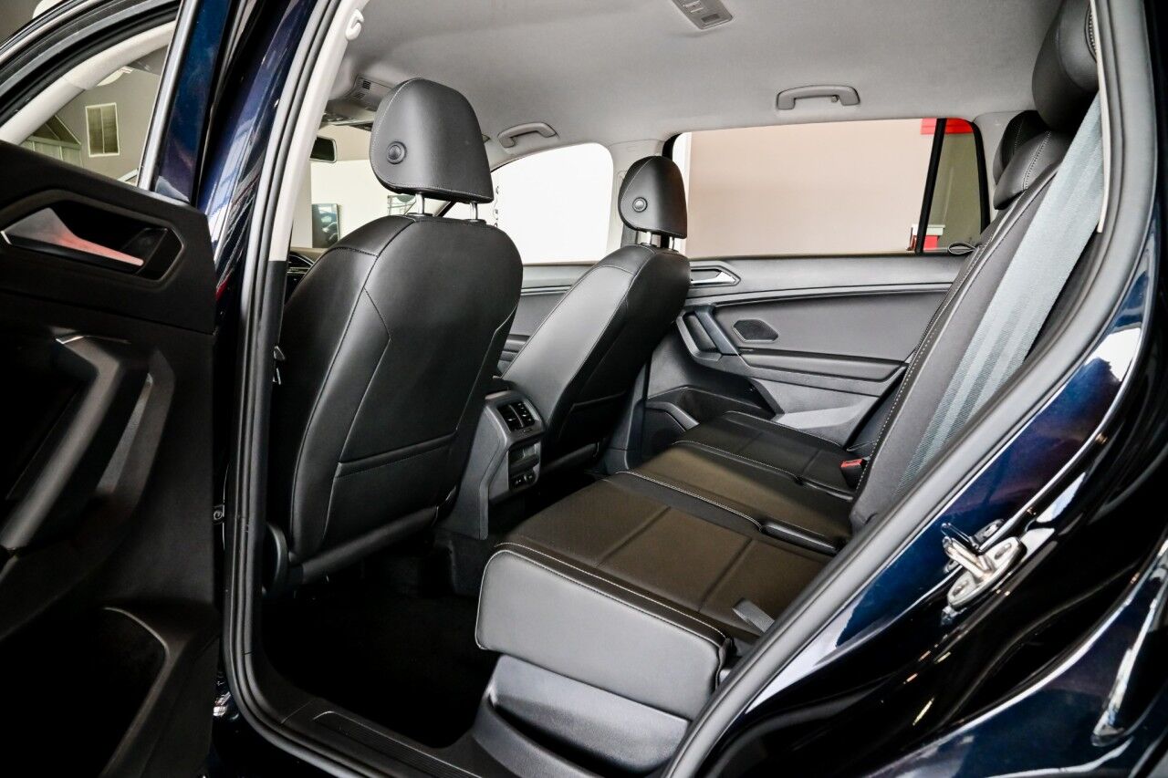 2019 Volkswagen Tiguan SE photo 17