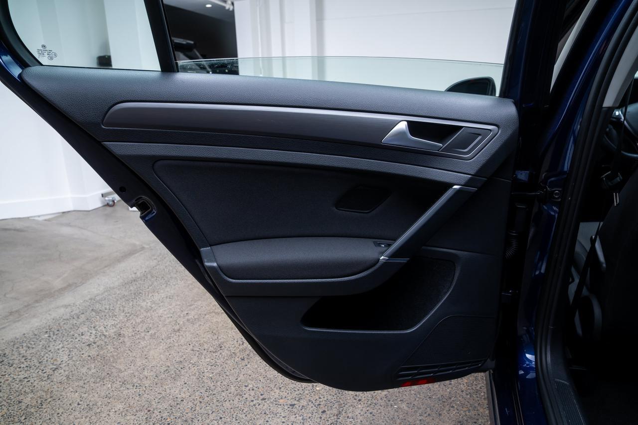 2019 Volkswagen e-Golf SE Heated Seats / 8" Touchscreen Portland OR