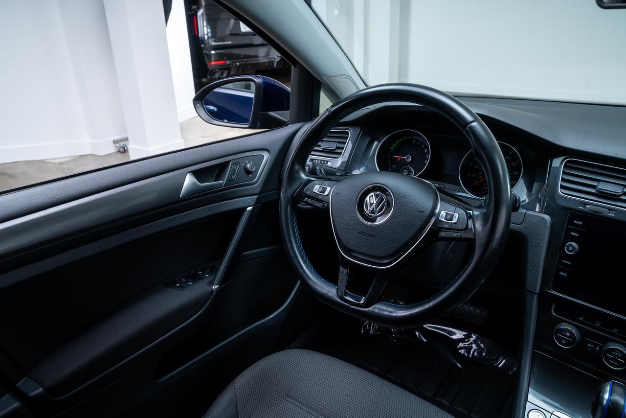 2019 Volkswagen e-Golf SE Heated Seats / 8" Touchscreen Portland OR