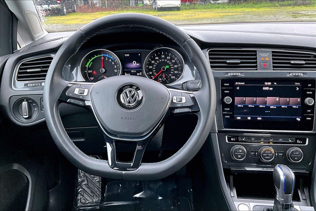2019 Volkswagen e-Golf SE OR