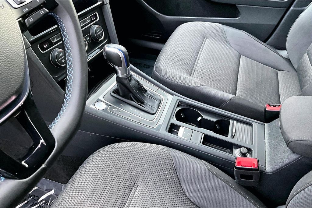 2019 Volkswagen e-Golf SE OR