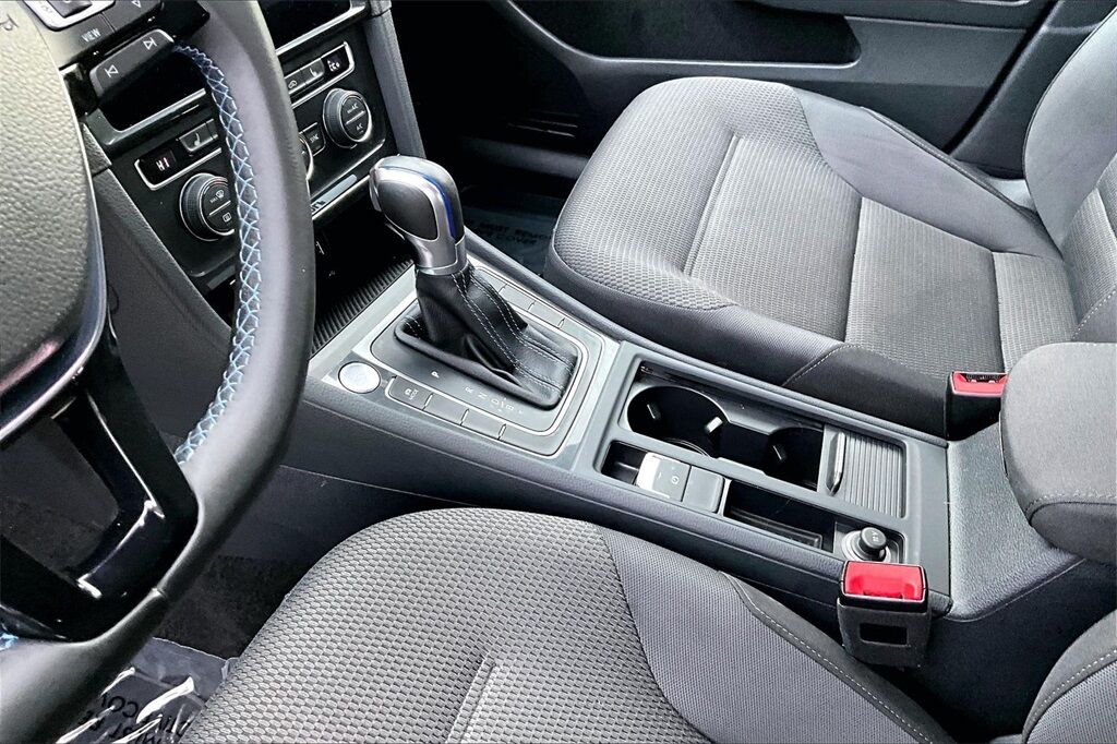 2019 Volkswagen e-Golf SE OR