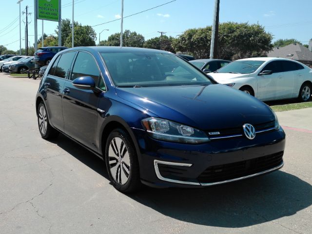 2019 Volkswagen e-Golf SE Plano TX