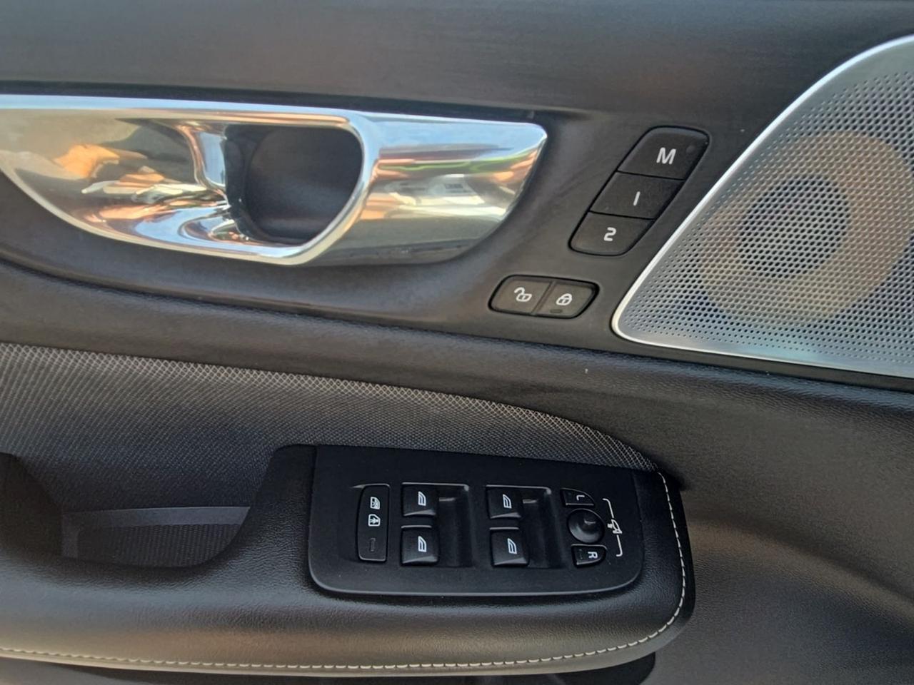 2019 Volvo S60 Hybrid T8 R-Design Fredericksburg VA
