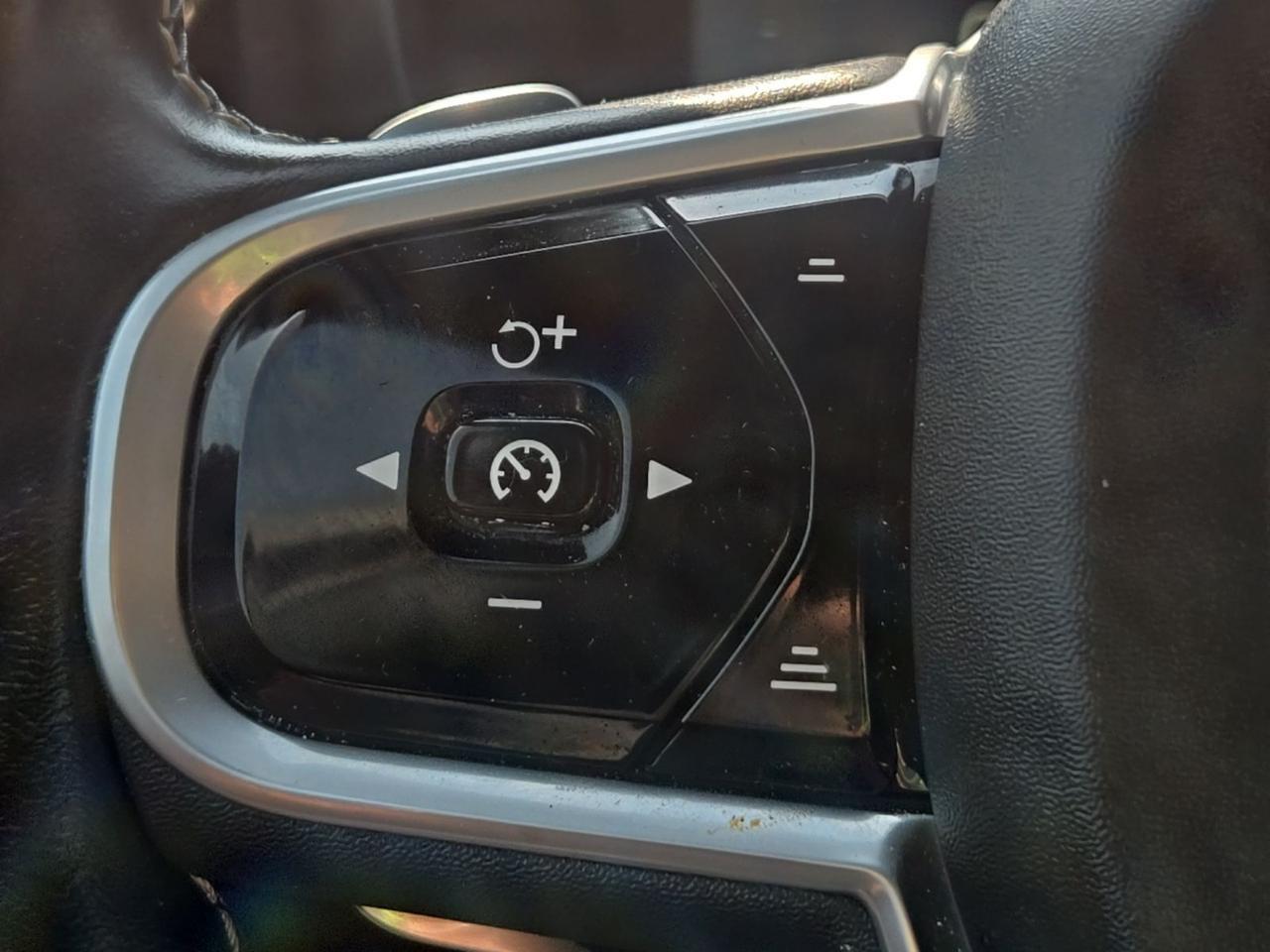 2019 Volvo S60 Hybrid T8 R-Design Fredericksburg VA