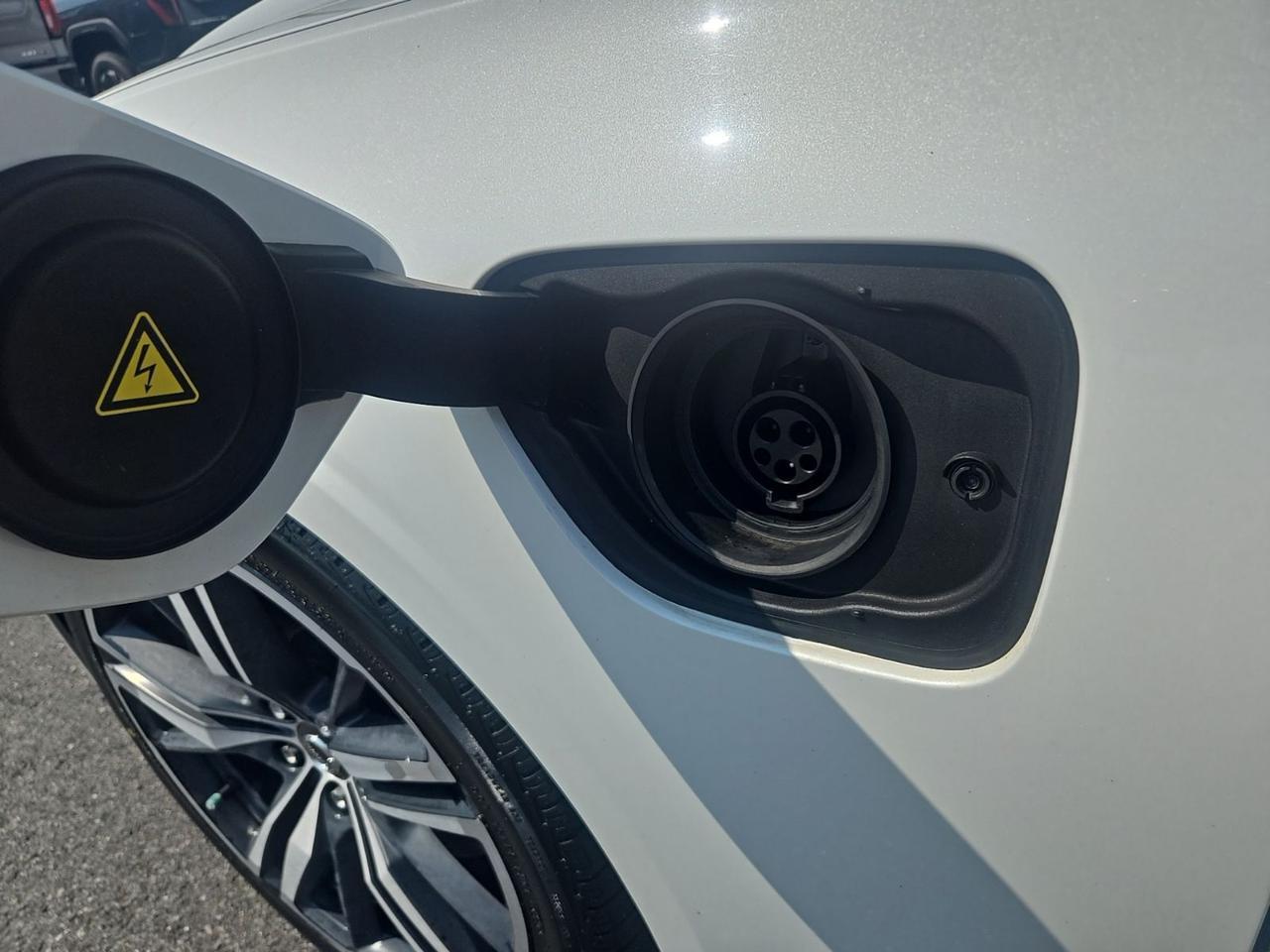 2019 Volvo S60 Hybrid T8 R-Design Fredericksburg VA
