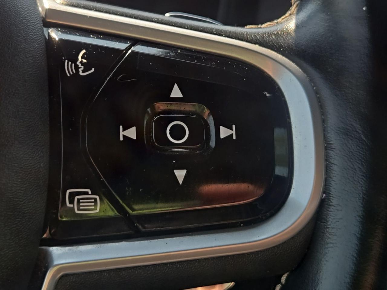 2019 Volvo S60 Hybrid T8 R-Design Fredericksburg VA