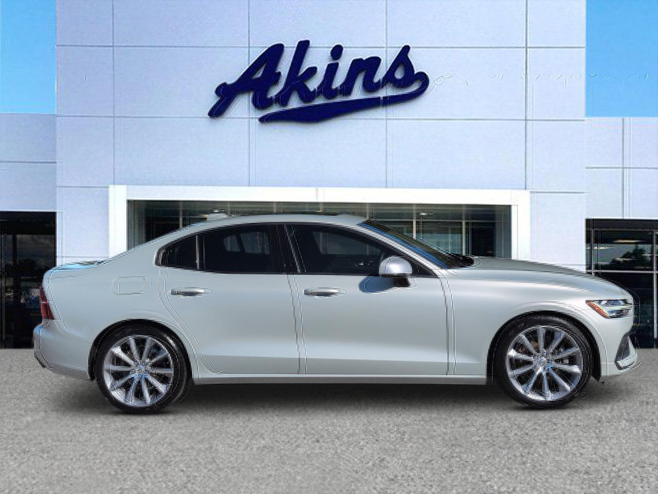 2019 Volvo S60 Momentum Appleton WI