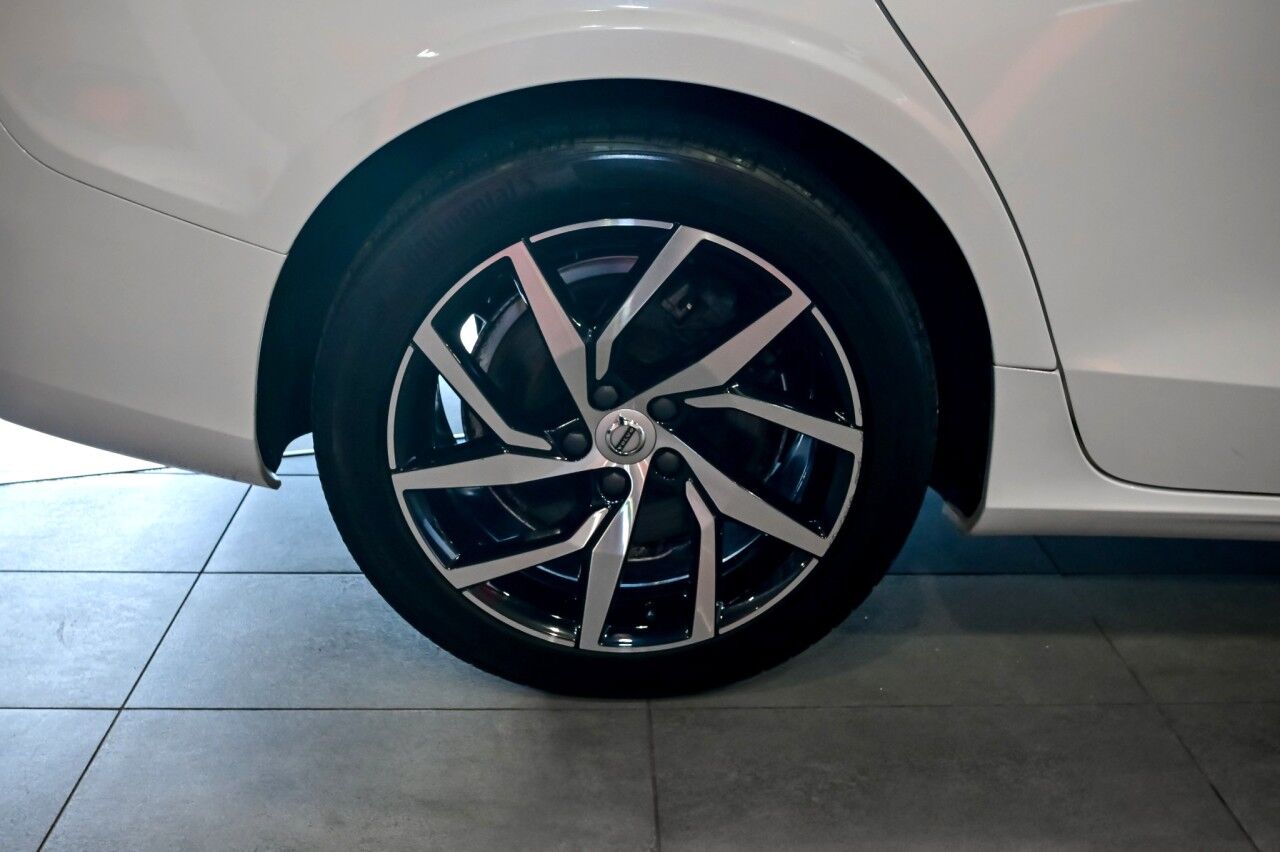 2019 Volvo S60 Momentum Springfield NJ