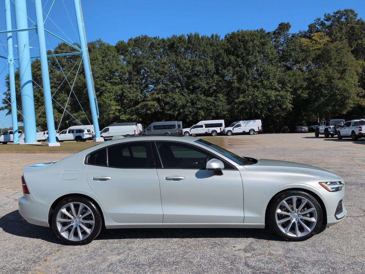 2019 Volvo S60 Momentum