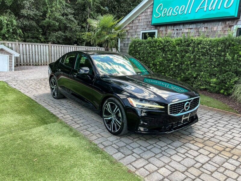 2019 Volvo S60 R-Design