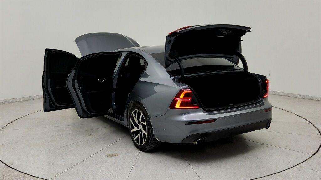 2019 Volvo S60 T6 Momentum Laurel MD