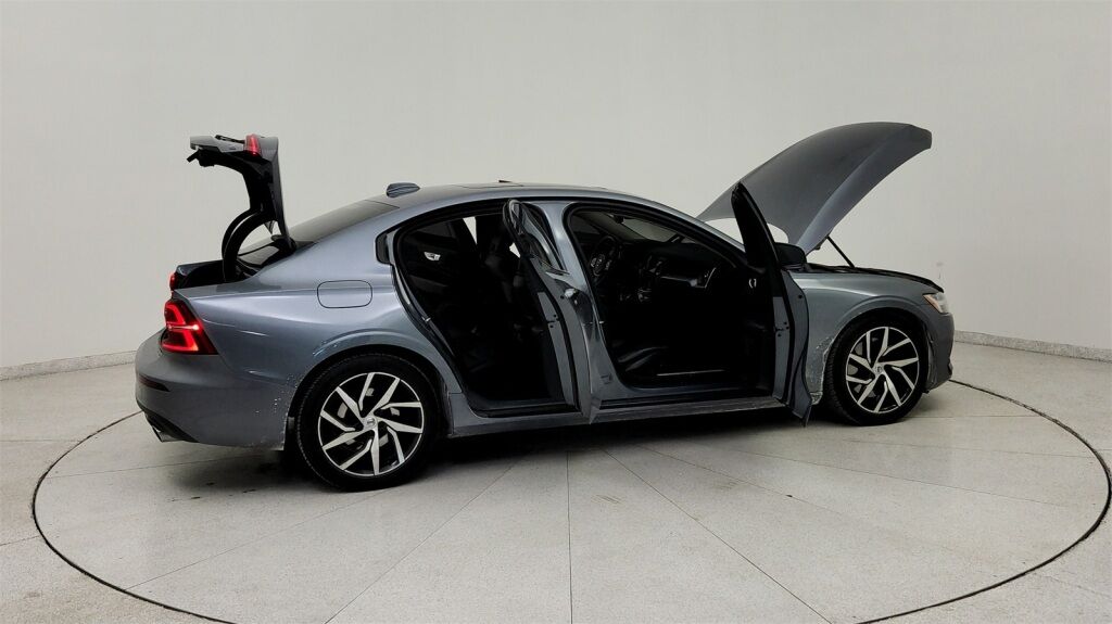 2019 Volvo S60 T6 Momentum Laurel MD